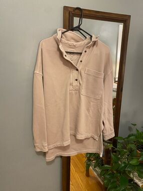 Light tan/cream Button Pullover Sweatshirt